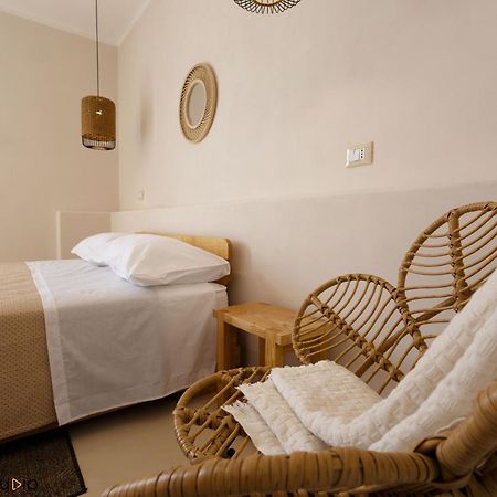 Al Poggiale - Residenza Mediterranea ポルト・チェザーレオ エクステリア 写真