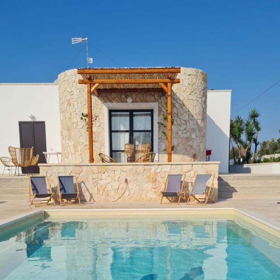 Al Poggiale - Residenza Mediterranea ポルト・チェザーレオ エクステリア 写真